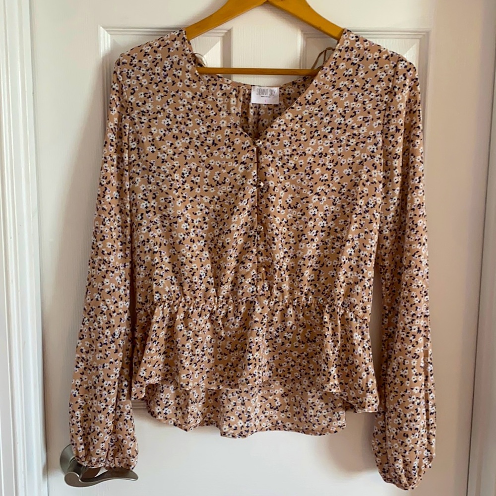 Sienna sky blouse Size : Large